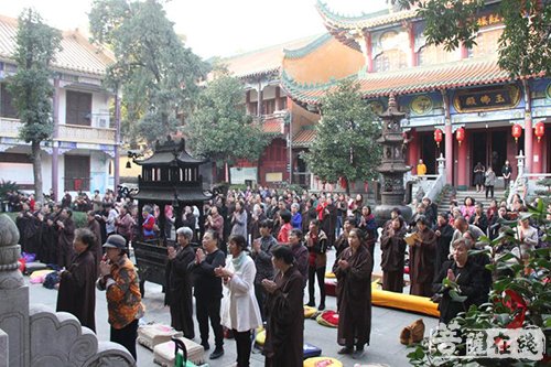 佛教-武汉宝通禅寺举行观音菩萨出家纪念日法会