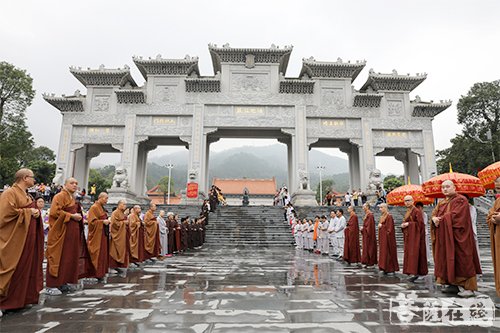 佛教-文明互鉴 斯里兰卡佛教三大教派代表团参访珠海普陀寺