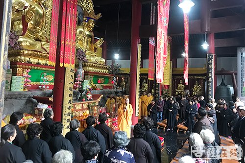 佛教-上海洪福寺举行药师法会 圣怀法师主法