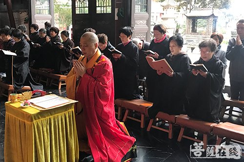 佛教-上海洪福寺举行药师法会 圣怀法师主法