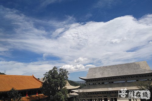 药师如来-富民县九峰山护国西华禅寺药师佛圣诞法会圆满