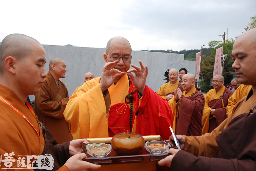 拈香三叩拜,拈香,三叩拜礼仪(第4页)_大山谷图库