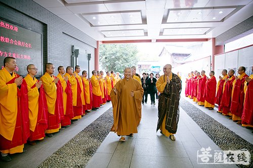 佛教-西方寺住持宽运大和尚一行参访上海玉佛禅寺