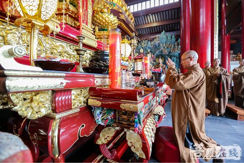 法华寺-中佛协咨议委员会副主席界诠法师参访法华寺 印可法师热情接待