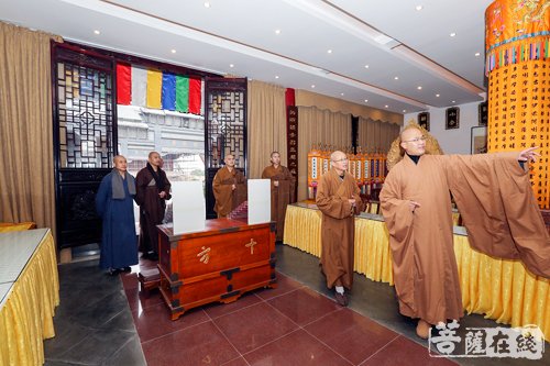 法华寺-中佛协咨议委员会副主席界诠法师参访法华寺 印可法师热情接待