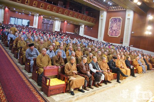 佛教-南京市佛教界传达学习十九大会议精神和新修订的《宗教事务条例》培训学习讲座