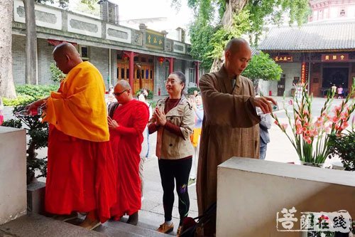 佛教-中国佛教协会副会长帕松列龙庄勐参访六榕寺