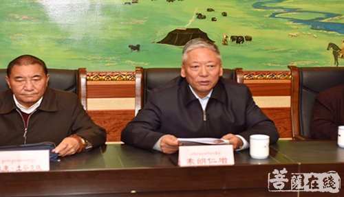 佛教-中国佛教协会协佛教百寺基金会举行2017大摩尼宝·冬天里的温暖慈善行活动