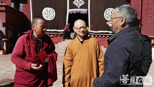 佛教-中国佛教协会协佛教百寺基金会举行2017大摩尼宝·冬天里的温暖慈善行活动