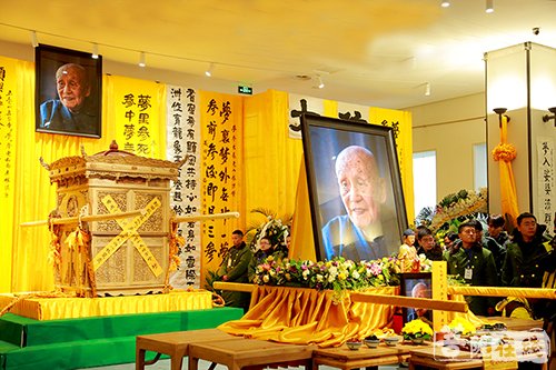 佛教-今天，我们来送梦参长老最后一程……