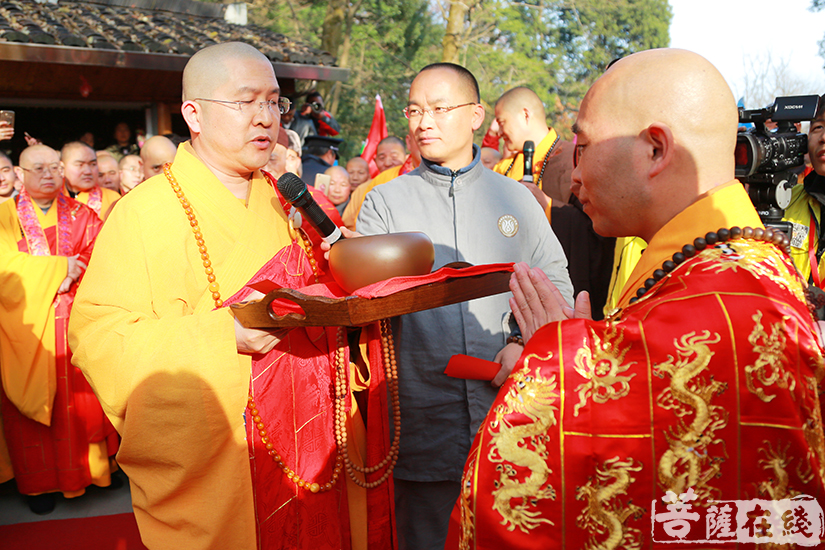 【高清圖集】蓮花佛國盛會 果卓法師榮膺九華山上禪堂方丈