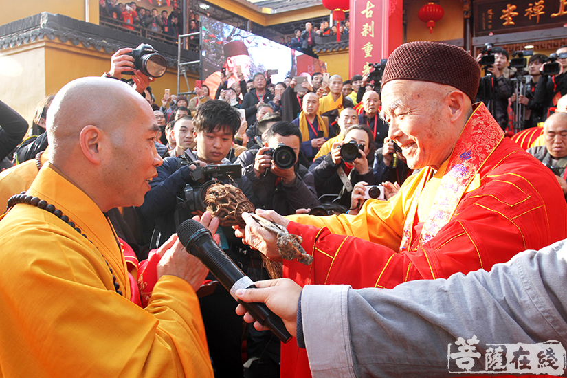 绍云长老褒禅寺传法图片