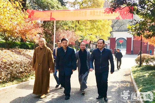 清凉寺-江苏省镇江市民宗局夏和生局长一行参访清凉寺
