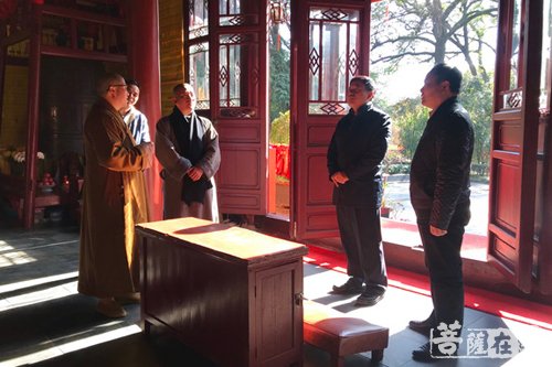 清凉寺-江苏省镇江市民宗局夏和生局长一行参访清凉寺