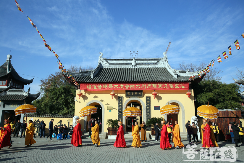 上海洪福寺住持聖懷法師,香港諦觀堂住持立幻法師,上海寧國寺方丈平熹