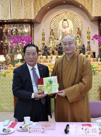 佛教-全国政协民族和宗教委员会代表团参访香港观宗寺