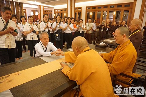 佛教-性空长老与达义大和尚于缅甸供万僧