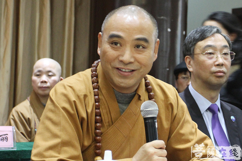 上海市佛教协会会长,静安寺方丈慧明大和尚致辞中表示赵朴老一生为