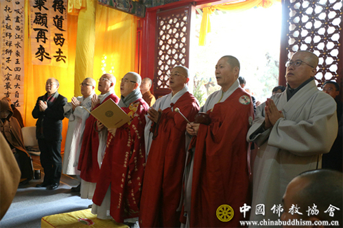 佛教-韩国天台宗总务院长春光长老吊唁一诚老和尚