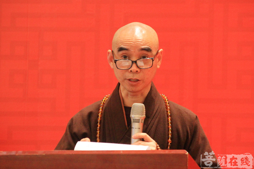 会长,天童禅寺方丈诚信大和尚代表浙江省佛教协会宣读贺信(图片来源