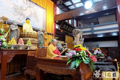 楞严经-雁荡山能仁寺举行楞严七法会 众人齐诵《楞严经》