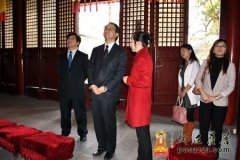 日驻上海总领事泉裕泰先生参访扬州大明寺