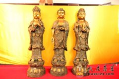 上海魏明群居士向昆山佛协捐赠佛教相关藏品