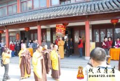 海涛法师在扬州文峰寺主持佛学讲座