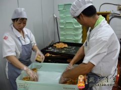 上海静安寺净素月饼正式开炉
