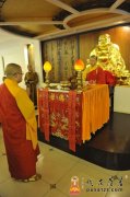 香港旭日集团杨振鑫居士参访玉佛禅寺并供如意大斋