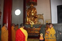 上海寿安寺为甬温动车脱轨事件罹难同胞举行“头七”超荐法会