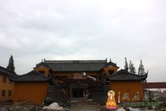 上海寿安寺法堂门楼上樑