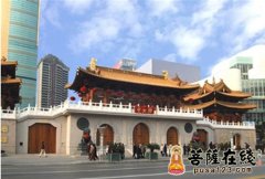 上海佛教福慧基金向79名困难学生发放新学年助学金
