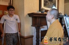 “美华积攒爱心,玉佛点亮光明”义卖取得圆满成功